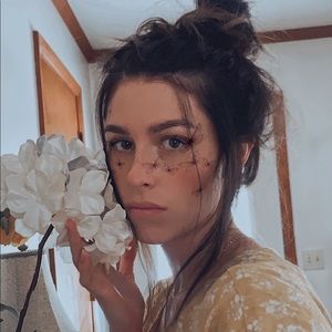 Meet your Posher, Shaina